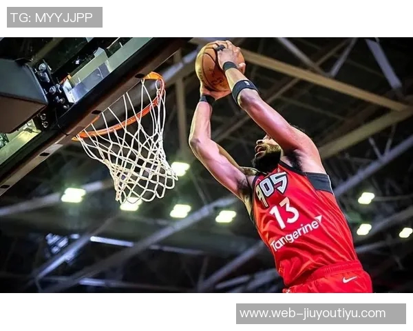 火箭队签下戴申尼克斯和凯莱布麦康奈尔后将其裁掉送往发展联盟