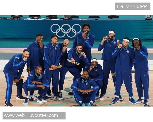 卡特回忆库里成长历程从曾经的帽子到如今的比赛对决 卡特回忆库里成长历程从曾经的帽子到如今的比赛对决