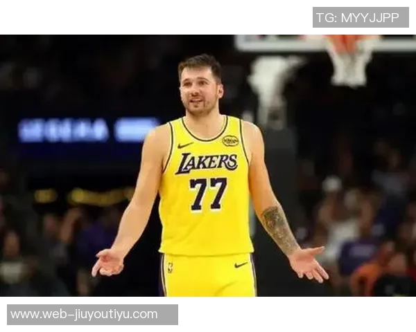 东契奇成为施罗德在走廊上寻找对峙的目标引发热议