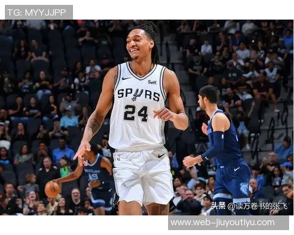 瓦塞尔状态低迷13投仅5中收获17分4篮板球队正负值惨淡10