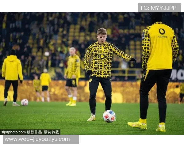 多特中场格罗斯完成体检即将正式回归布莱顿队 多特中场格罗斯完成体检即将正式回归布莱顿队