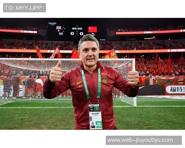 国足停摆与中超赛程割裂备战2030成黑色幽默的无奈现实